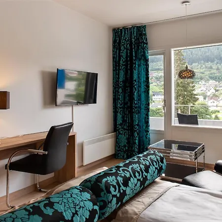 Quality Hotell 4*